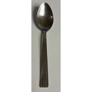 CUISINART STAINLESS OAKMONT PLACE / OVAL SOUP SPOON‎  8"   *flaw